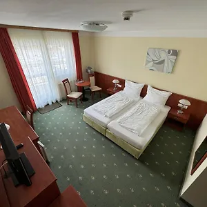 Breitenlee 2*, Wiedeń Austria